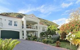 Von Abercron Residence